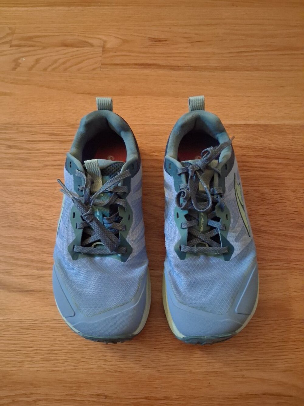 Altra Lone Peak 9 Trail Running Shoes Women's Size 9.5 Wide Sneakers